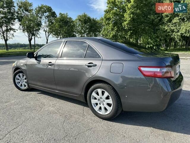 Серый Тойота Камри, объемом двигателя 2.36 л и пробегом 314 тыс. км за 8750 $, фото 26 на Automoto.ua