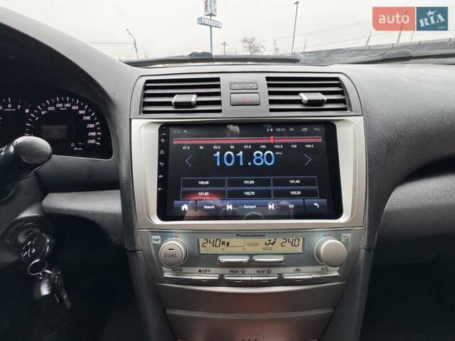 Серый Тойота Камри, объемом двигателя 3.5 л и пробегом 223 тыс. км за 8300 $, фото 41 на Automoto.ua