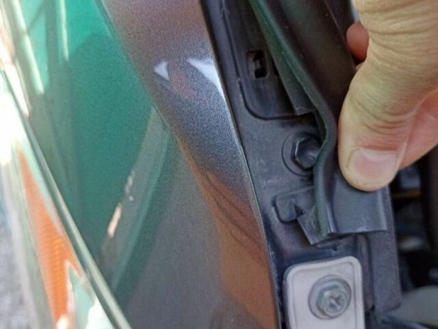 Серый Тойота Камри, объемом двигателя 2.4 л и пробегом 213 тыс. км за 9300 $, фото 7 на Automoto.ua