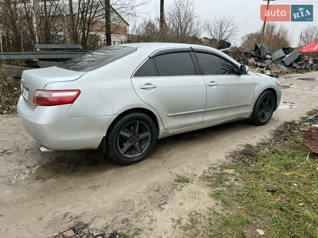 Сірий Тойота Камрі, об'ємом двигуна 2.36 л та пробігом 260 тис. км за 7300 $, фото 4 на Automoto.ua