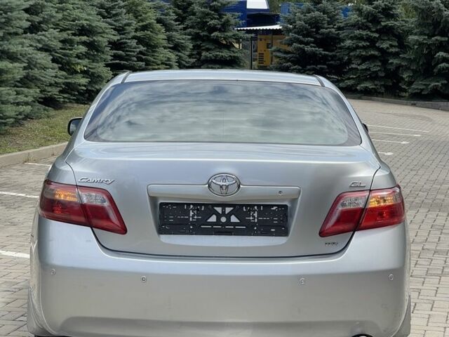 Серый Тойота Камри, объемом двигателя 2.4 л и пробегом 288 тыс. км за 6666 $, фото 6 на Automoto.ua
