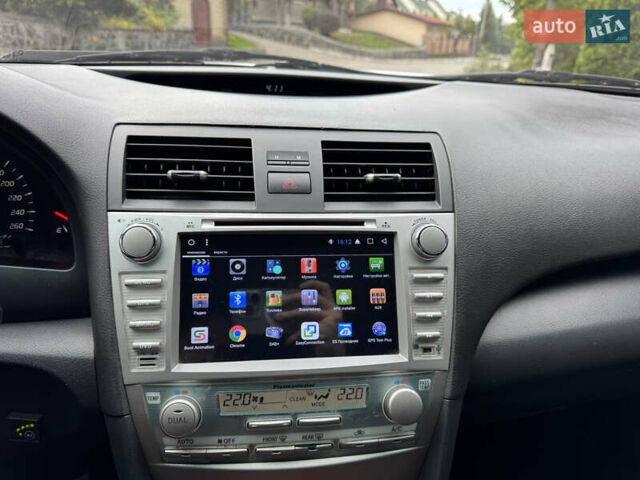 Серый Тойота Камри, объемом двигателя 3.5 л и пробегом 340 тыс. км за 8500 $, фото 16 на Automoto.ua