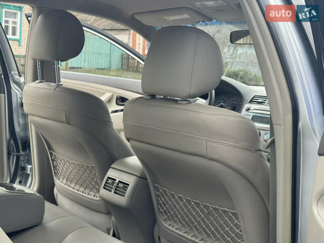 Сірий Тойота Камрі, об'ємом двигуна 2.4 л та пробігом 67 тис. км за 12900 $, фото 42 на Automoto.ua