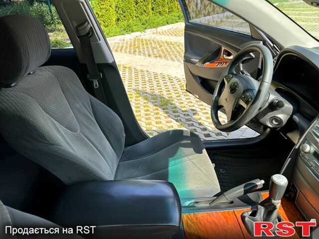 Сірий Тойота Камрі, об'ємом двигуна 2.4 л та пробігом 281 тис. км за 6300 $, фото 7 на Automoto.ua