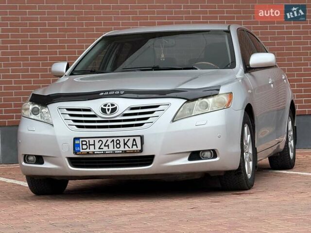 Серый Тойота Камри, объемом двигателя 3.5 л и пробегом 223 тыс. км за 8300 $, фото 8 на Automoto.ua