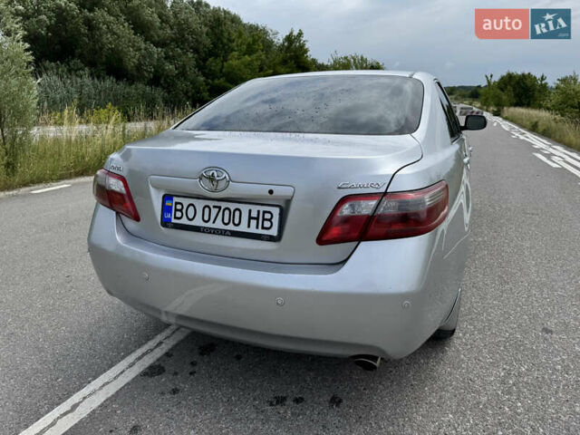 Серый Тойота Камри, объемом двигателя 2.36 л и пробегом 308 тыс. км за 7500 $, фото 7 на Automoto.ua