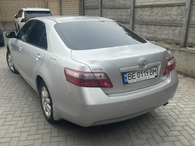 Сірий Тойота Камрі, об'ємом двигуна 2.4 л та пробігом 370 тис. км за 6200 $, фото 2 на Automoto.ua