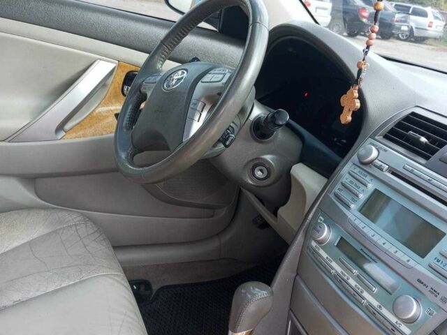 Серый Тойота Камри, объемом двигателя 2.5 л и пробегом 3 тыс. км за 8500 $, фото 8 на Automoto.ua