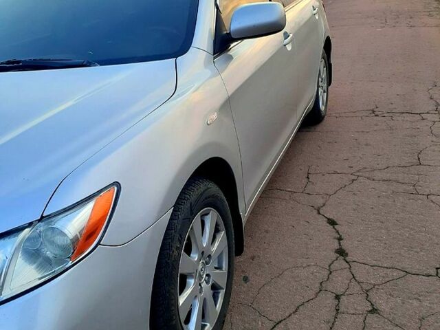 Серый Тойота Камри, объемом двигателя 3.5 л и пробегом 298 тыс. км за 8500 $, фото 3 на Automoto.ua