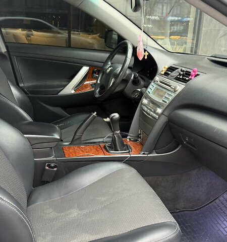 Серый Тойота Камри, объемом двигателя 2.36 л и пробегом 251 тыс. км за 7200 $, фото 19 на Automoto.ua