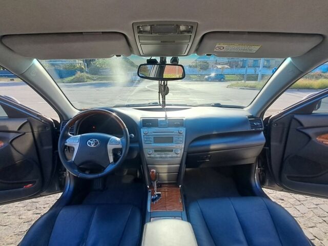 Сірий Тойота Камрі, об'ємом двигуна 3.5 л та пробігом 235 тис. км за 8200 $, фото 8 на Automoto.ua