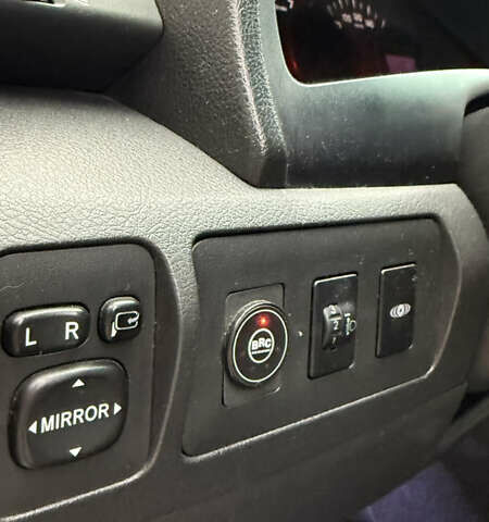 Серый Тойота Камри, объемом двигателя 2.36 л и пробегом 251 тыс. км за 7200 $, фото 14 на Automoto.ua