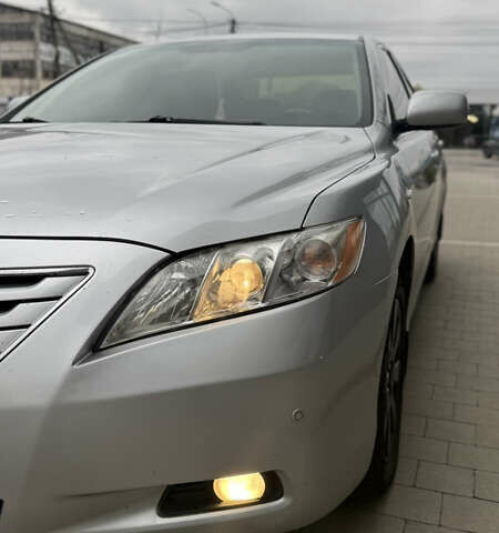 Серый Тойота Камри, объемом двигателя 2.36 л и пробегом 251 тыс. км за 7200 $, фото 10 на Automoto.ua