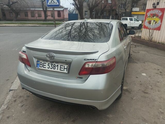 Серый Тойота Камри, объемом двигателя 2.4 л и пробегом 293 тыс. км за 7900 $, фото 1 на Automoto.ua