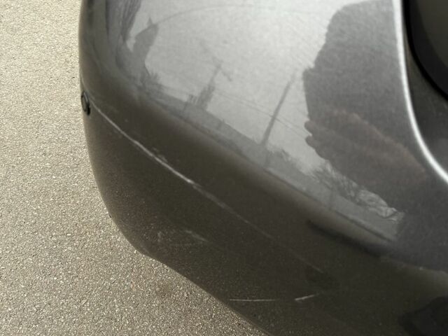 Серый Тойота Камри, объемом двигателя 2.4 л и пробегом 332 тыс. км за 7000 $, фото 5 на Automoto.ua