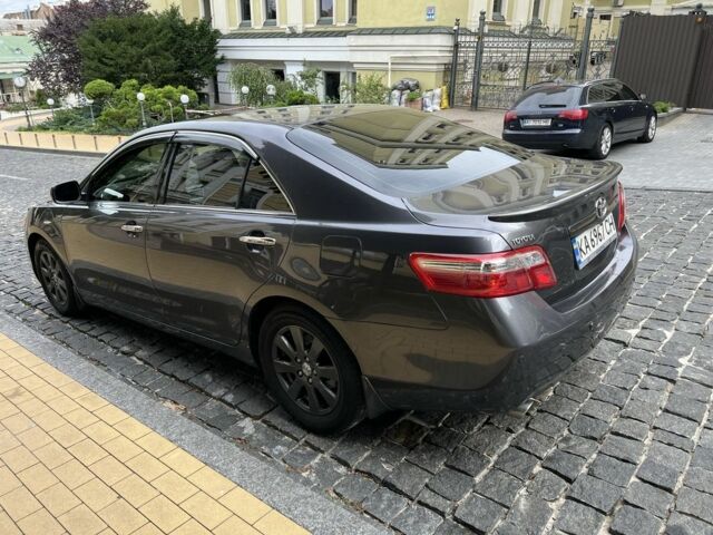 Серый Тойота Камри, объемом двигателя 3.5 л и пробегом 336 тыс. км за 8800 $, фото 11 на Automoto.ua