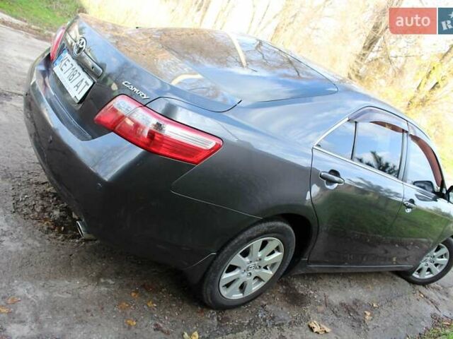 Серый Тойота Камри, объемом двигателя 2.36 л и пробегом 188 тыс. км за 10200 $, фото 3 на Automoto.ua