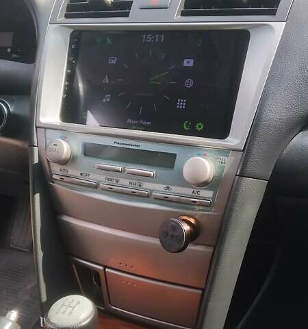 Серый Тойота Камри, объемом двигателя 2.4 л и пробегом 208 тыс. км за 8000 $, фото 13 на Automoto.ua