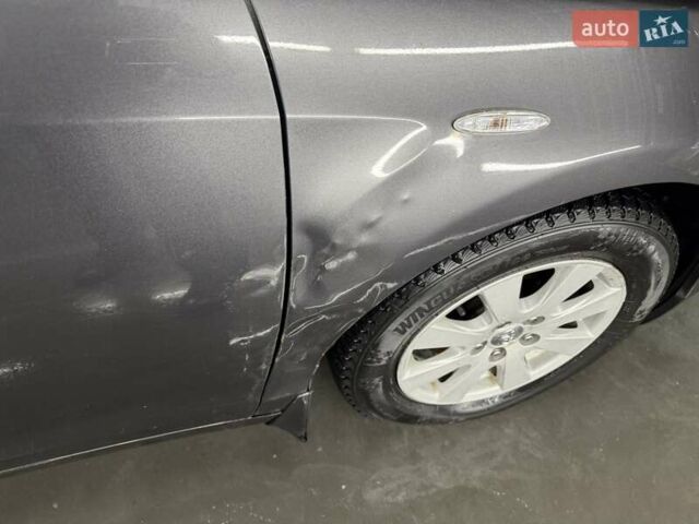 Сірий Тойота Камрі, об'ємом двигуна 3.46 л та пробігом 259 тис. км за 6900 $, фото 7 на Automoto.ua