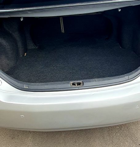 Серый Тойота Камри, объемом двигателя 2.4 л и пробегом 228 тыс. км за 6800 $, фото 5 на Automoto.ua