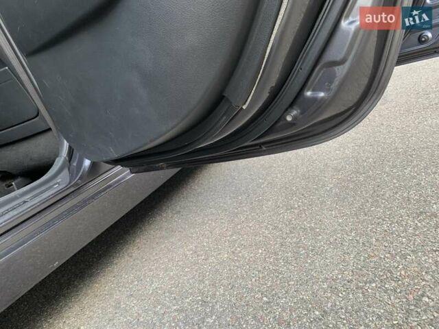 Серый Тойота Камри, объемом двигателя 3.5 л и пробегом 264 тыс. км за 8700 $, фото 21 на Automoto.ua