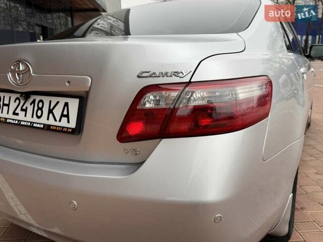 Серый Тойота Камри, объемом двигателя 3.5 л и пробегом 223 тыс. км за 8300 $, фото 12 на Automoto.ua