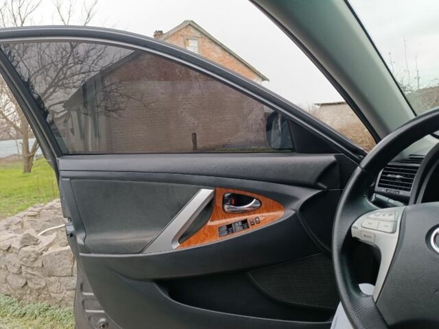 Сірий Тойота Камрі, об'ємом двигуна 2.4 л та пробігом 362 тис. км за 8000 $, фото 15 на Automoto.ua