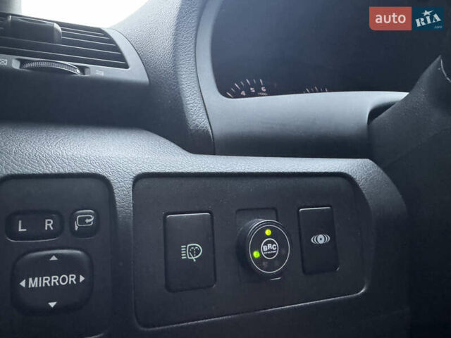 Сірий Тойота Камрі, об'ємом двигуна 3.46 л та пробігом 400 тис. км за 8800 $, фото 26 на Automoto.ua