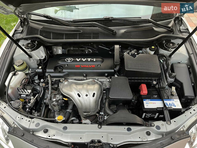 Сірий Тойота Камрі, об'ємом двигуна 2.36 л та пробігом 327 тис. км за 9699 $, фото 34 на Automoto.ua