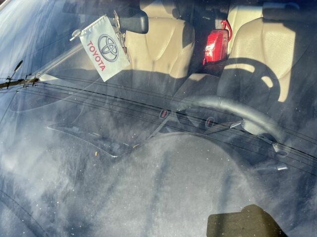 Серый Тойота Камри, объемом двигателя 2.4 л и пробегом 330 тыс. км за 7700 $, фото 6 на Automoto.ua