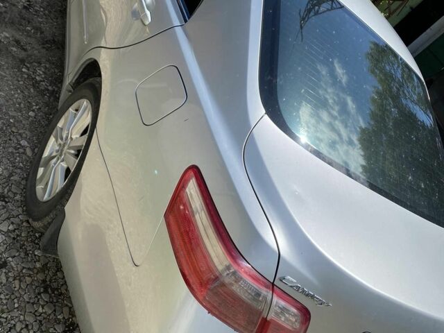 Серый Тойота Камри, объемом двигателя 2.4 л и пробегом 200 тыс. км за 5200 $, фото 7 на Automoto.ua