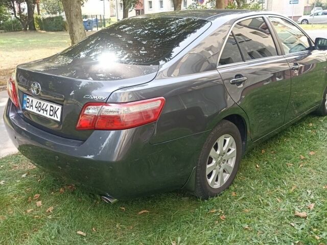 Серый Тойота Камри, объемом двигателя 2.4 л и пробегом 213 тыс. км за 9300 $, фото 15 на Automoto.ua