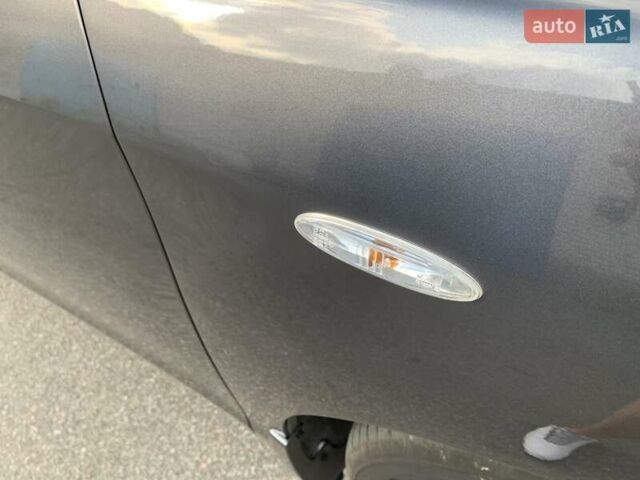 Серый Тойота Камри, объемом двигателя 3.5 л и пробегом 264 тыс. км за 8700 $, фото 11 на Automoto.ua