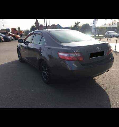 Серый Тойота Камри, объемом двигателя 2.4 л и пробегом 194 тыс. км за 9000 $, фото 5 на Automoto.ua