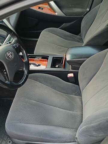 Сірий Тойота Камрі, об'ємом двигуна 2.4 л та пробігом 297 тис. км за 9150 $, фото 16 на Automoto.ua