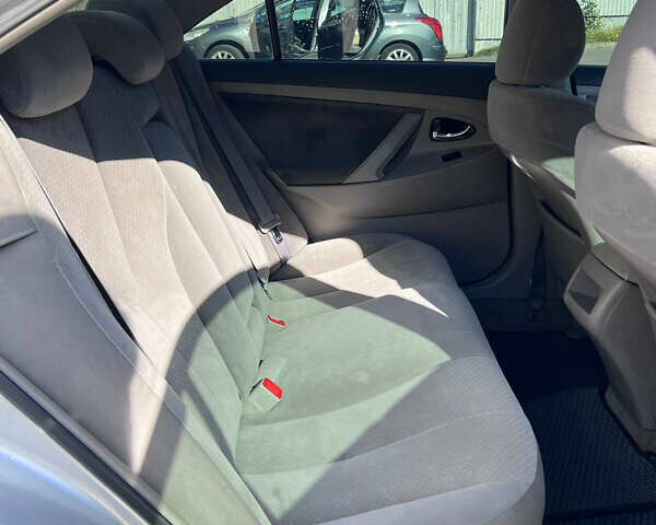 Тойота Камри 2008 в Львове на Automoto.ua Серый Тойота Камри, объемом двигателя 2.4 л и пробегом 327 тыс. км за 7300 $, фото 5 на Automoto.ua