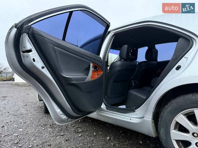 Серый Тойота Камри, объемом двигателя 3.5 л и пробегом 270 тыс. км за 8790 $, фото 18 на Automoto.ua