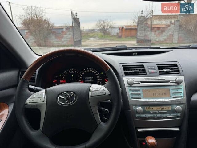 Сірий Тойота Камрі, об'ємом двигуна 3.46 л та пробігом 400 тис. км за 8800 $, фото 24 на Automoto.ua