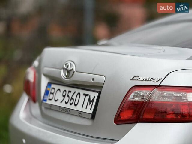 Сірий Тойота Камрі, об'ємом двигуна 2.36 л та пробігом 327 тис. км за 9699 $, фото 12 на Automoto.ua