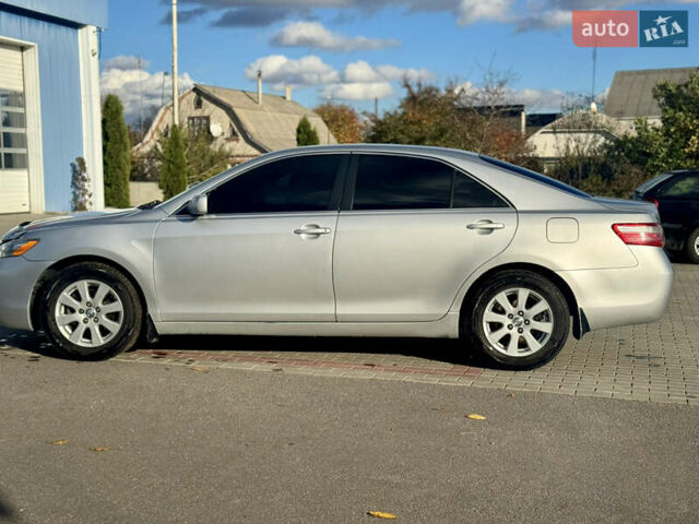 Тойота Камри 2008 в Жмеренке на Automoto.ua Серый Тойота Камри, объемом двигателя 2.36 л и пробегом 256 тыс. км за 8200 $, фото 8 на Automoto.ua