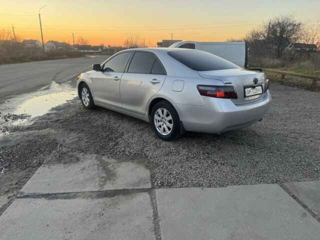 Сірий Тойота Камрі, об'ємом двигуна 2.4 л та пробігом 242 тис. км за 7600 $, фото 12 на Automoto.ua