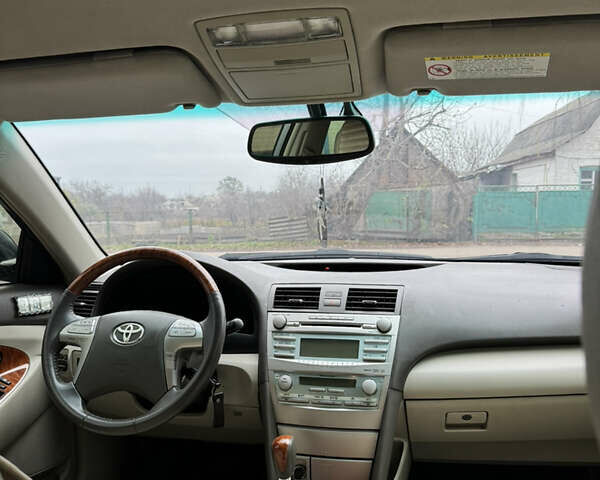 Сірий Тойота Камрі, об'ємом двигуна 3.5 л та пробігом 260 тис. км за 9400 $, фото 29 на Automoto.ua