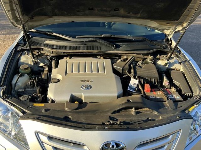 Серый Тойота Камри, объемом двигателя 3.5 л и пробегом 315 тыс. км за 11500 $, фото 5 на Automoto.ua