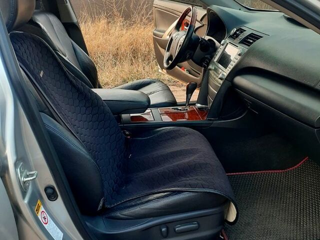 Серый Тойота Камри, объемом двигателя 3.5 л и пробегом 298 тыс. км за 8500 $, фото 9 на Automoto.ua