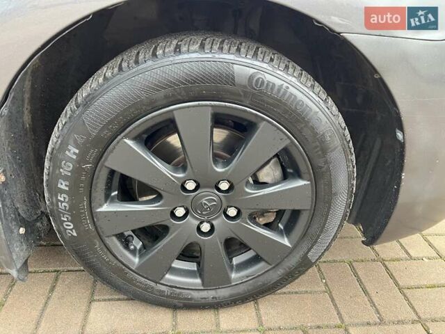 Сірий Тойота Камрі, об'ємом двигуна 2.4 л та пробігом 275 тис. км за 6600 $, фото 33 на Automoto.ua