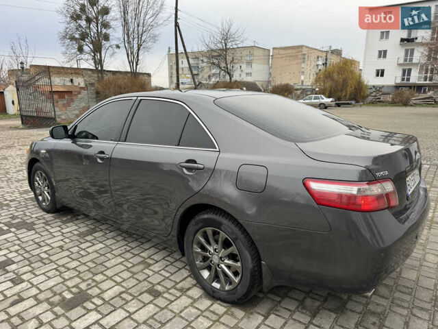 Сірий Тойота Камрі, об'ємом двигуна 3.46 л та пробігом 400 тис. км за 8800 $, фото 5 на Automoto.ua