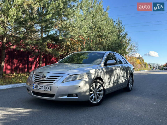 Тойота Камри 2008 в Виннице на Automoto.ua Серый Тойота Камри, объемом двигателя 2.4 л и пробегом 234 тыс. км за 7999 $, фото 1 на Automoto.ua