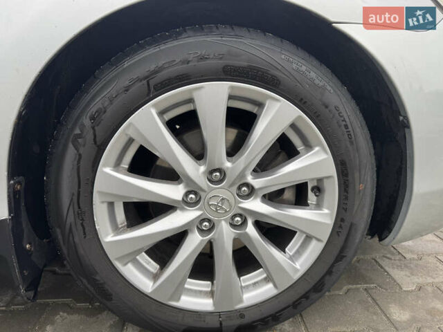 Сірий Тойота Камрі, об'ємом двигуна 2.4 л та пробігом 235 тис. км за 8300 $, фото 8 на Automoto.ua