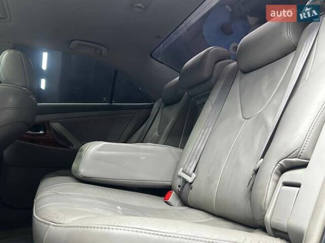 Сірий Тойота Камрі, об'ємом двигуна 3.46 л та пробігом 226 тис. км за 8500 $, фото 17 на Automoto.ua