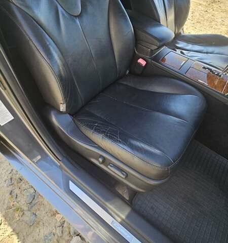 Серый Тойота Камри, объемом двигателя 2.4 л и пробегом 358 тыс. км за 10000 $, фото 15 на Automoto.ua